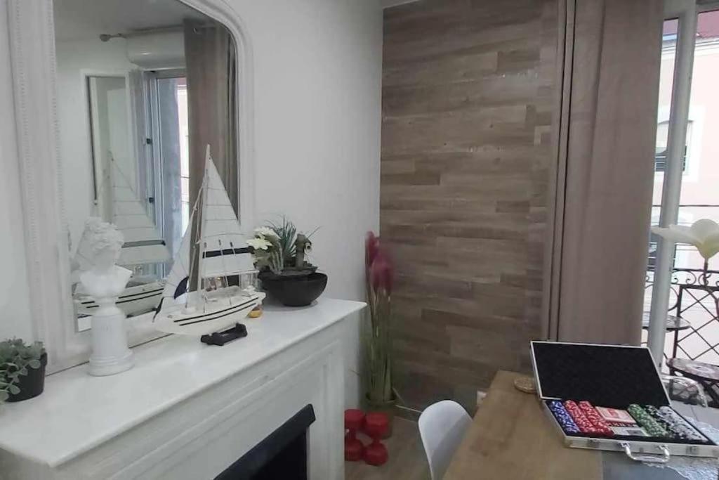 Les Suite Appartement A Chalon Sur Saone Luaran gambar