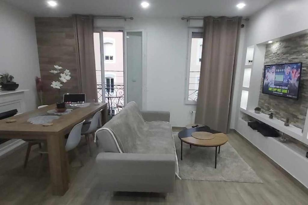 Les Suite Appartement A Chalon Sur Saone Luaran gambar