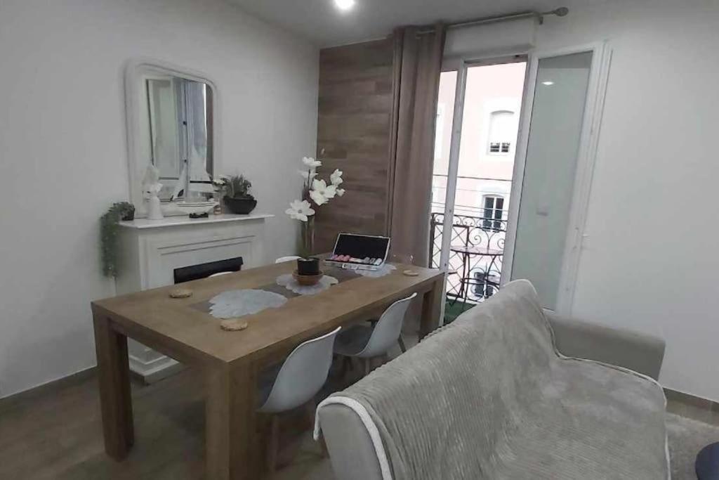 Les Suite Appartement A Chalon Sur Saone Luaran gambar